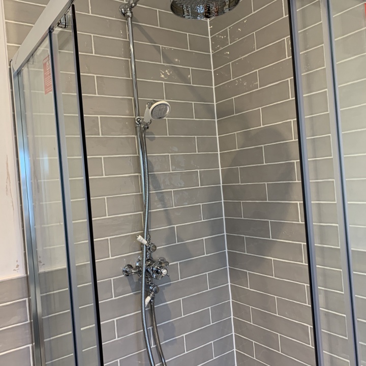 Main Bathroom: Tavistock Deluge shower on brickbond tiling.